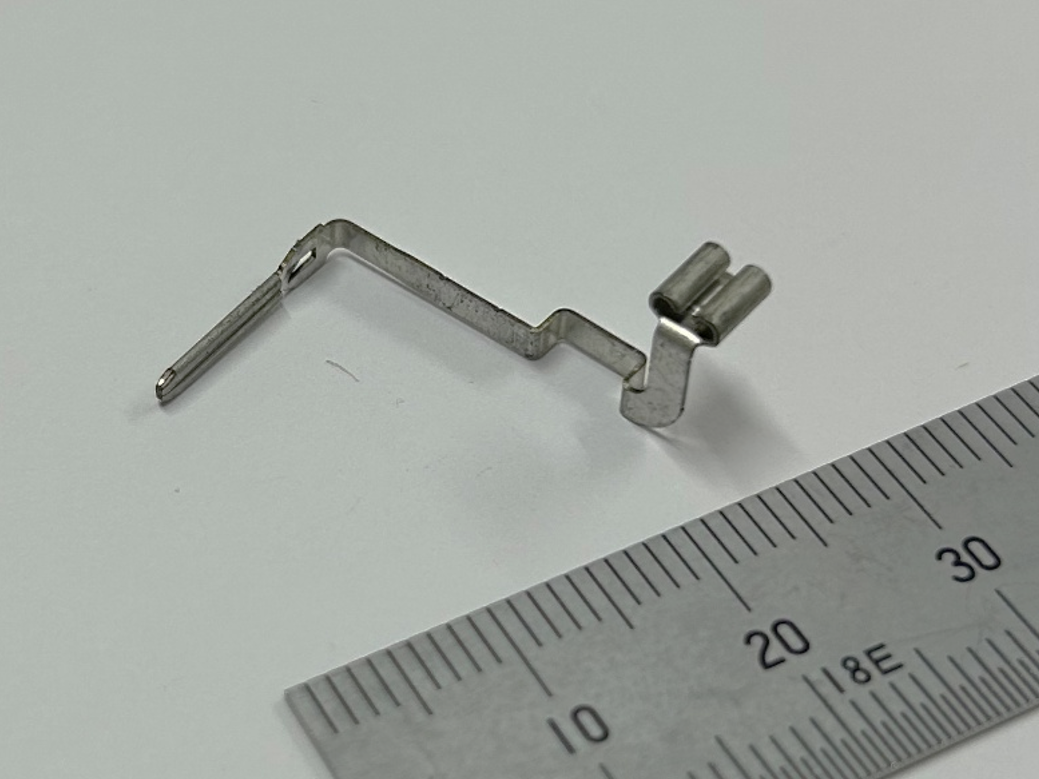 プラグ圧差端子(C2600 t0.3)